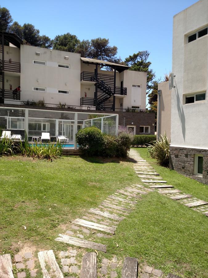 Gaviotas Apart Hotel Пинамар Екстериор снимка
