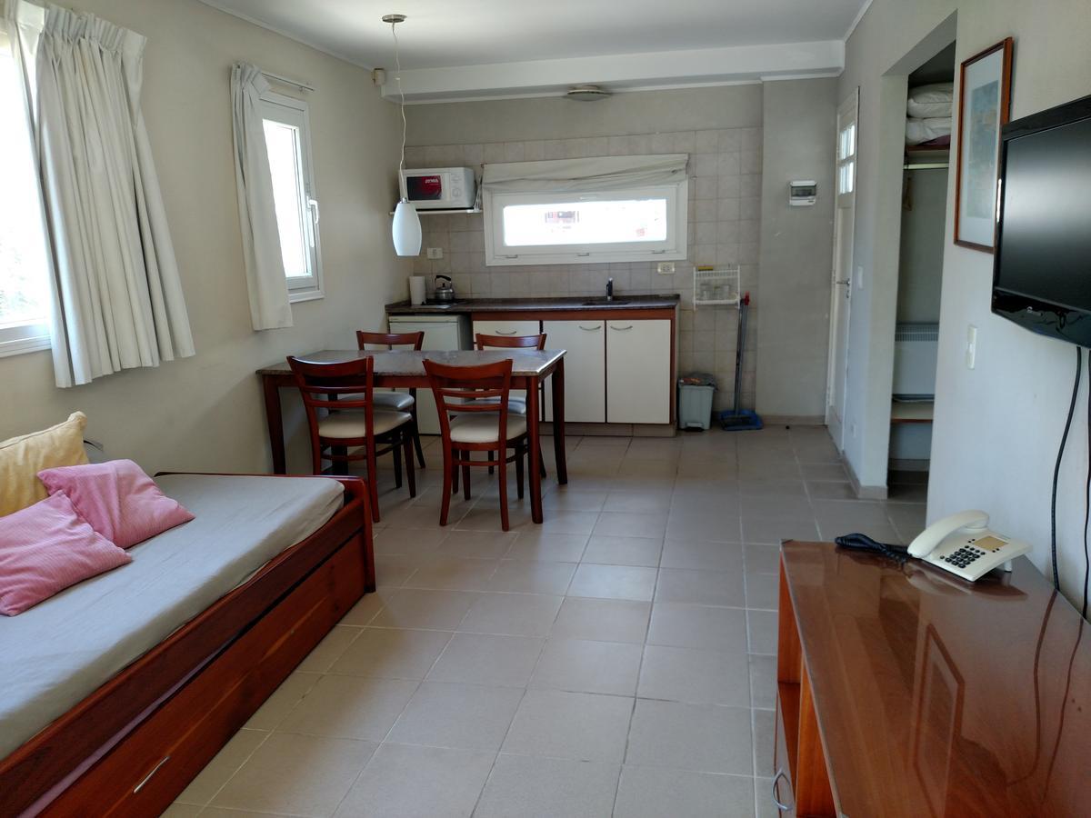 Gaviotas Apart Hotel Пинамар Екстериор снимка